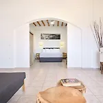 Pensión Milaki Kímolos