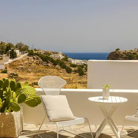 Milaki Pensionat 3*