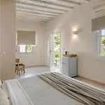 Milaki 4* Kímolos