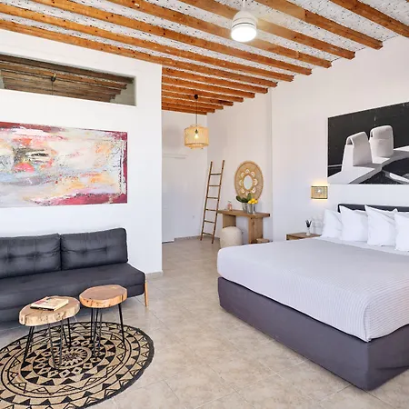 Milaki Casa de hóspedes 4*